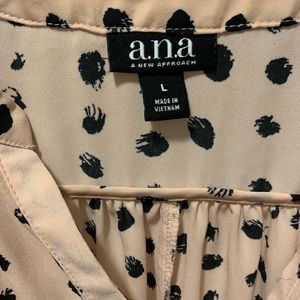 a.n.a Tops - L A.n.a pink polka dot oversized blouse a.n.a Tops - L A.n.a pink polka dot oversized blouse